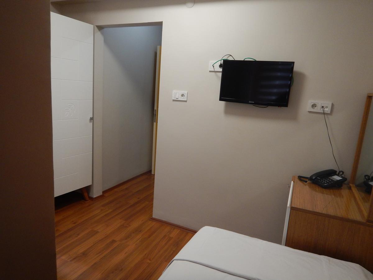 Ipek Hotel Balikesir Exterior photo