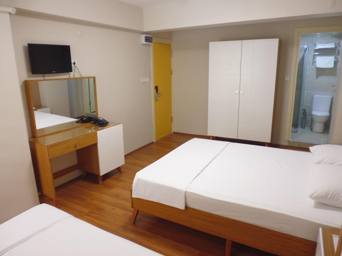 Ipek Hotel Balikesir Exterior photo